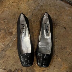 EUC French Sole Black Flats 7.5